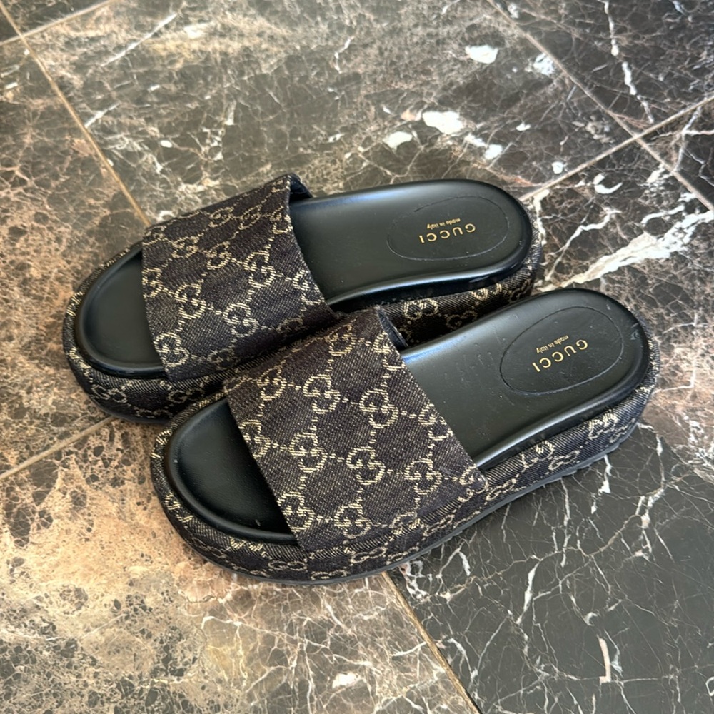 Gucci Angelina Platform 55 mm Sandal
Black Jacquard Denim